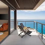 Beachfront Punta Planka With Pool * 罗戈兹尼察
