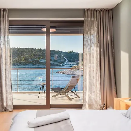 Beachfront Punta Planka With Pool Willa Rogoznica (Sibenik-Knin)