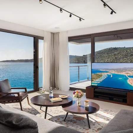 Beachfront Punta Planka With Pool