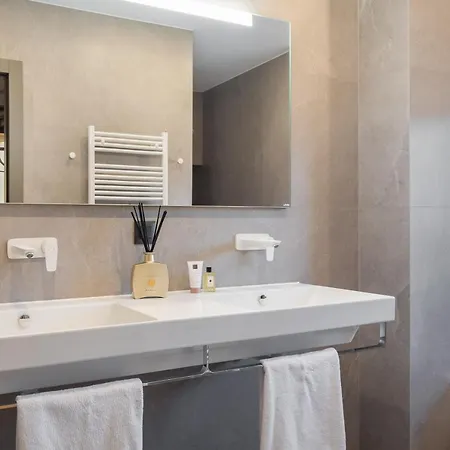 Beachfront Punta Planka With Pool Villa Rogoznica (Sibenik-Knin)