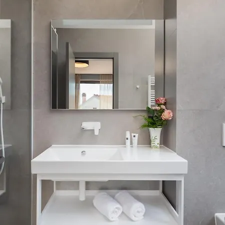 Beachfront Punta Planka With Pool Villa *