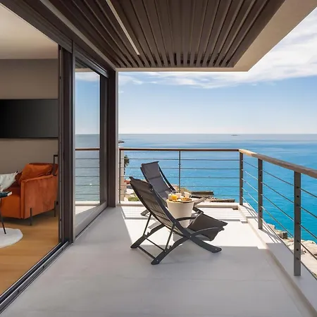 Beachfront Punta Planka With Pool * Rogoznica (Sibenik-Knin)