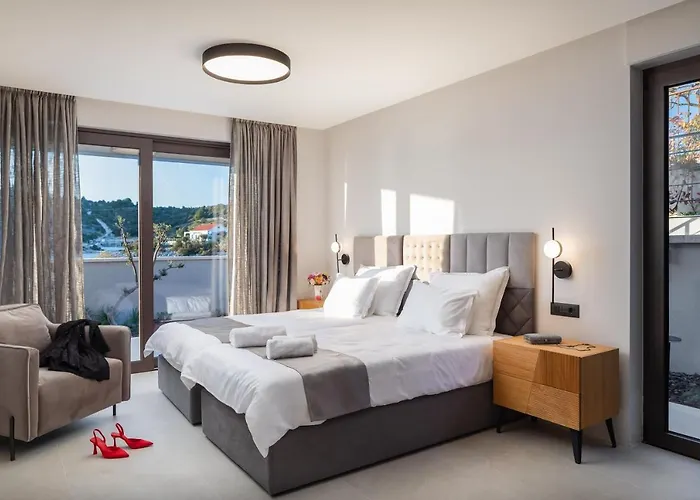 Willa Beachfront Punta Planka With Pool