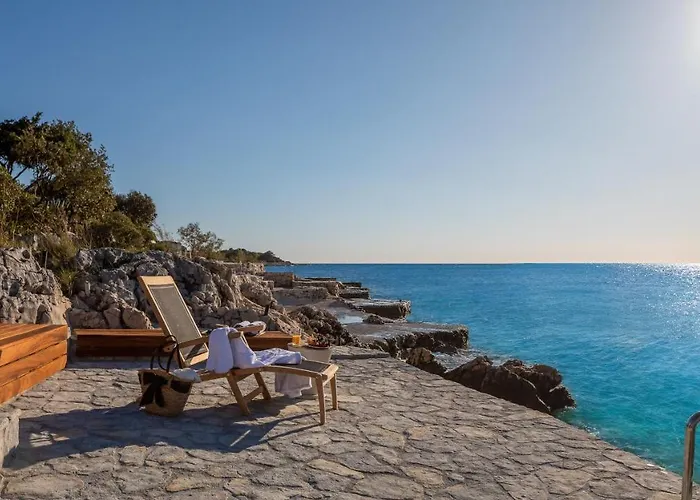 Beachfront Punta Planka With Pool ヴィラ ロゴズニッツァ